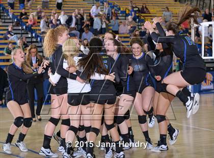 Thumbnail 2 in Laguna Blanca vs. Notre Dame (CIF State D4 Final) photogallery.