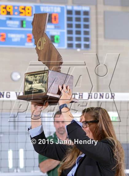 Thumbnail 1 in Laguna Blanca vs. Notre Dame (CIF State D4 Final) photogallery.
