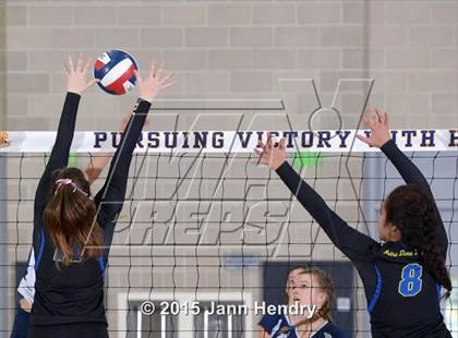 Thumbnail 3 in Laguna Blanca vs. Notre Dame (CIF State D4 Final) photogallery.