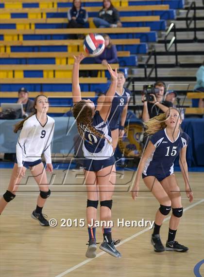 Thumbnail 2 in Laguna Blanca vs. Notre Dame (CIF State D4 Final) photogallery.