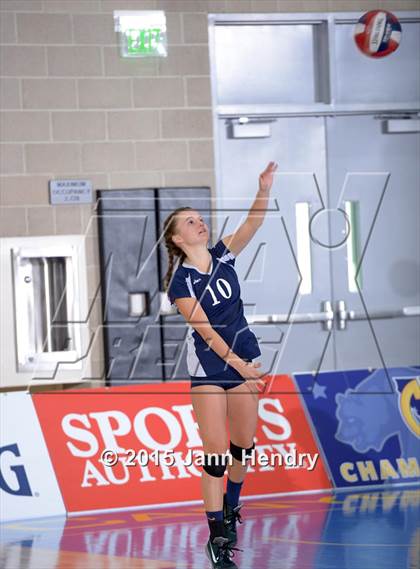 Thumbnail 2 in Laguna Blanca vs. Notre Dame (CIF State D4 Final) photogallery.