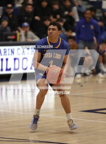 Thumbnail 2 in Marin Catholic vs Terra Linda (MCAL Semi-final) photogallery.