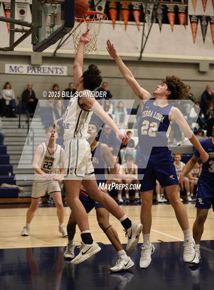 Thumbnail 1 in Marin Catholic vs Terra Linda (MCAL Semi-final) photogallery.