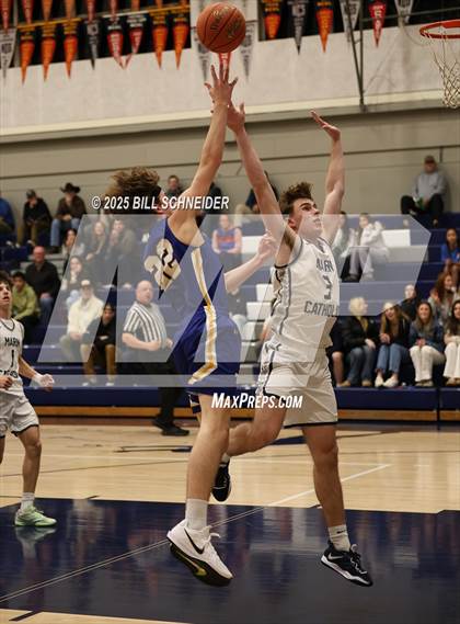 Thumbnail 2 in Marin Catholic vs Terra Linda (MCAL Semi-final) photogallery.