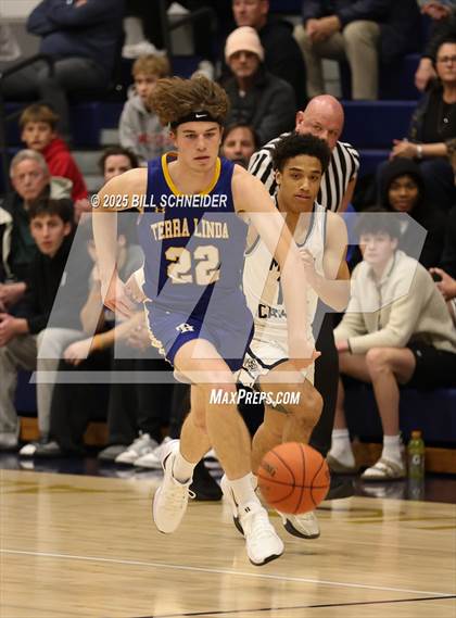 Thumbnail 2 in Marin Catholic vs Terra Linda (MCAL Semi-final) photogallery.