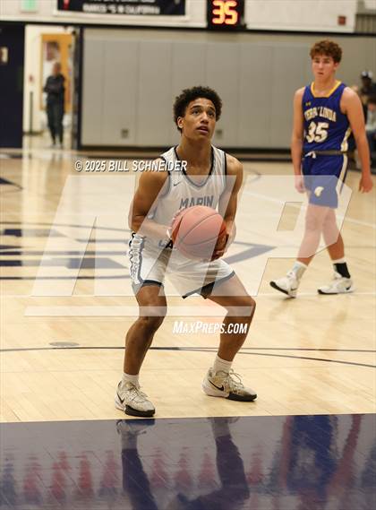 Thumbnail 2 in Marin Catholic vs Terra Linda (MCAL Semi-final) photogallery.
