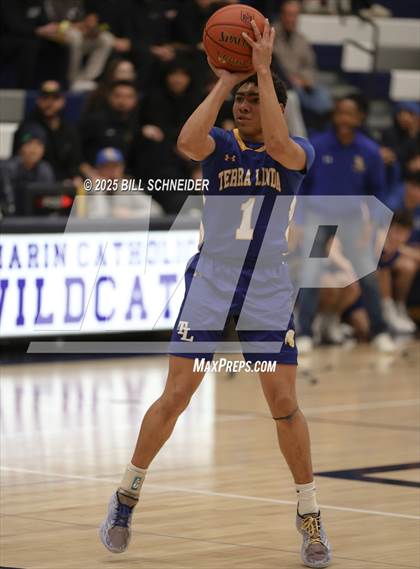 Thumbnail 3 in Marin Catholic vs Terra Linda (MCAL Semi-final) photogallery.