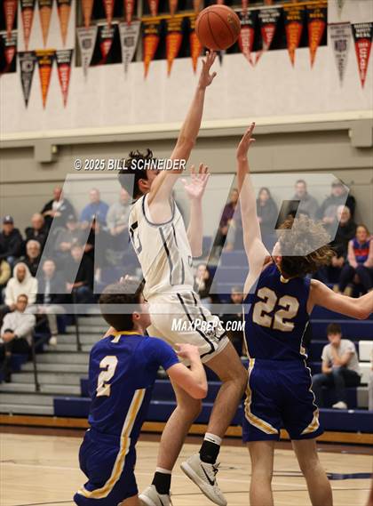 Thumbnail 1 in Marin Catholic vs Terra Linda (MCAL Semi-final) photogallery.