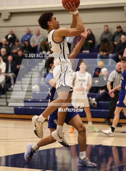 Thumbnail 3 in Marin Catholic vs Terra Linda (MCAL Semi-final) photogallery.