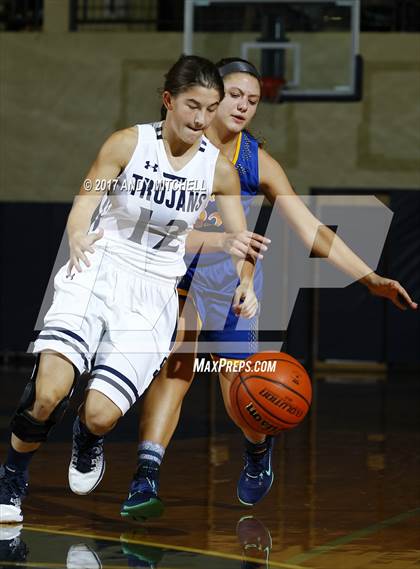Thumbnail 3 in Boyd-Buchanan @ Soddy Daisy photogallery.