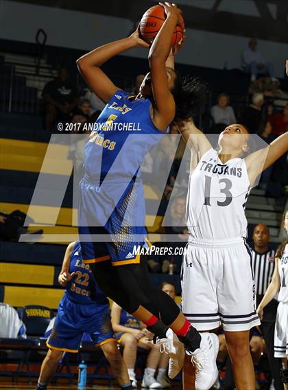 Thumbnail 3 in Boyd-Buchanan @ Soddy Daisy photogallery.