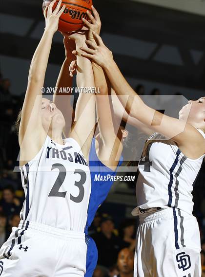 Thumbnail 3 in Boyd-Buchanan @ Soddy Daisy photogallery.