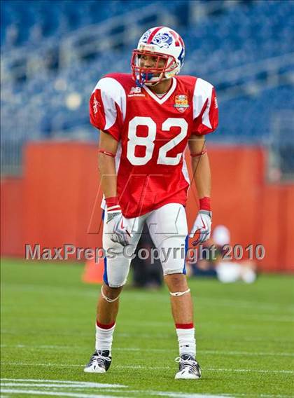 Thumbnail 2 in 32nd Annual Shriners All-Star Classic (North vs South) photogallery.