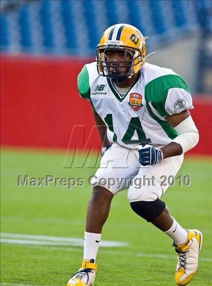 Thumbnail 2 in 32nd Annual Shriners All-Star Classic (North vs South) photogallery.