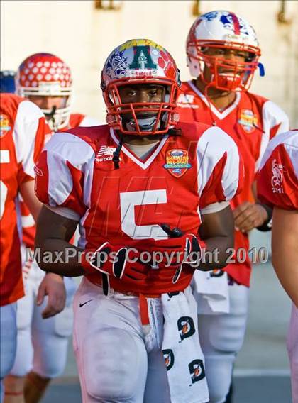 Thumbnail 2 in 32nd Annual Shriners All-Star Classic (North vs South) photogallery.