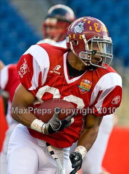 Thumbnail 3 in 32nd Annual Shriners All-Star Classic (North vs South) photogallery.