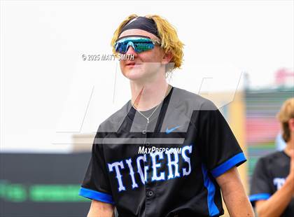 Thumbnail 2 in Hiland vs. Lake Center Christian (OHSAA Division 6 Final) photogallery.