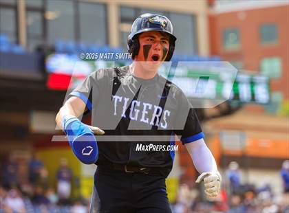 Thumbnail 1 in Hiland vs. Lake Center Christian (OHSAA Division 6 Final) photogallery.