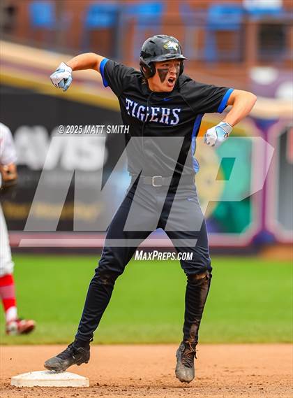 Thumbnail 1 in Hiland vs. Lake Center Christian (OHSAA Division 6 Final) photogallery.