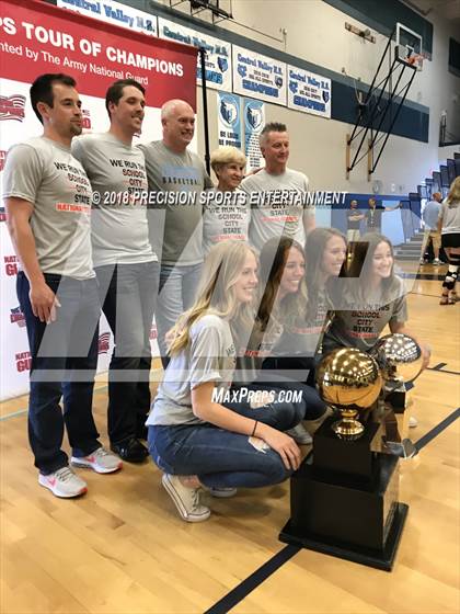 Thumbnail 2 in Central Valley TOC Ceremony photogallery.