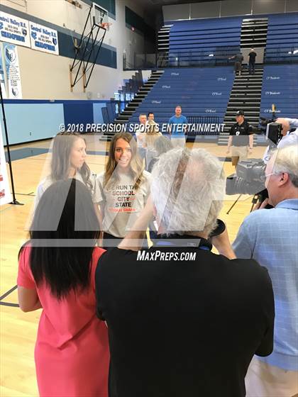 Thumbnail 1 in Central Valley TOC Ceremony photogallery.