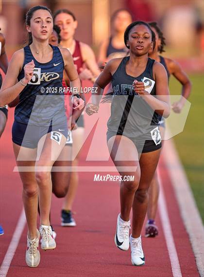Thumbnail 1 in Jersey Village Falcon Relays (800M) photogallery.
