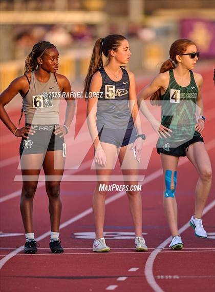 Thumbnail 1 in Jersey Village Falcon Relays (800M) photogallery.