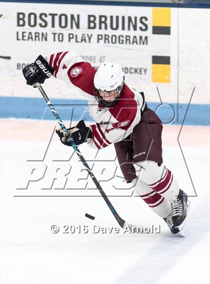 Thumbnail 3 in Arlington vs Hingham (MIAA Division 1A Play-In) photogallery.