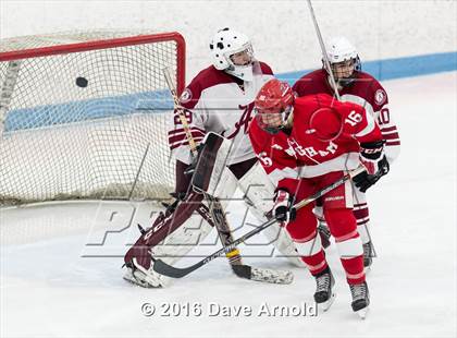 Thumbnail 3 in Arlington vs Hingham (MIAA Division 1A Play-In) photogallery.