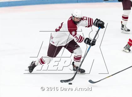 Thumbnail 3 in Arlington vs Hingham (MIAA Division 1A Play-In) photogallery.
