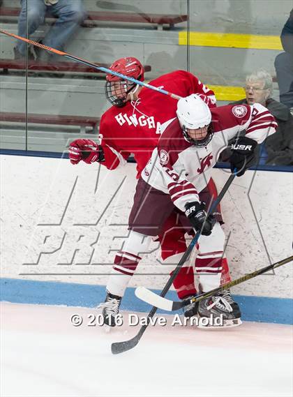 Thumbnail 2 in Arlington vs Hingham (MIAA Division 1A Play-In) photogallery.