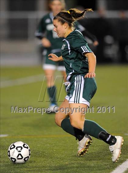 Thumbnail 2 in South Park vs Mercyhurst Prep (Class AA Final) photogallery.