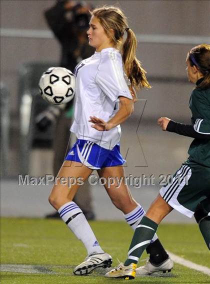 Thumbnail 2 in South Park vs Mercyhurst Prep (Class AA Final) photogallery.