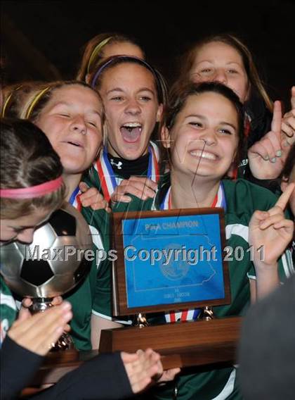 Thumbnail 1 in South Park vs Mercyhurst Prep (Class AA Final) photogallery.