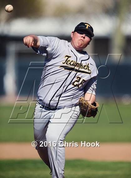 Thumbnail 1 in Nogales vs. Tecumseh (Lancer Baseball Classic) photogallery.