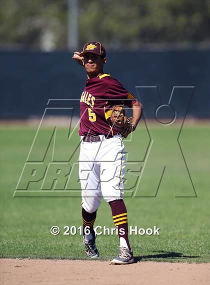 Thumbnail 1 in Nogales vs. Tecumseh (Lancer Baseball Classic) photogallery.