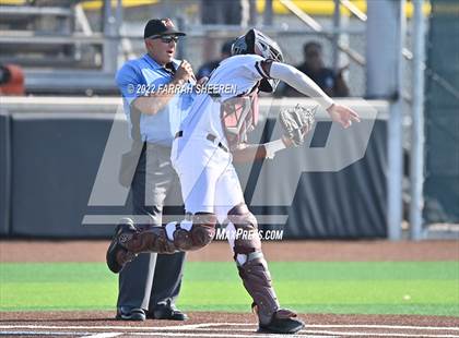 Thumbnail 2 in Heights vs Cy-Fair (Bi-District Game 1) photogallery.