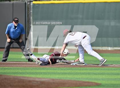 Thumbnail 3 in Heights vs Cy-Fair (Bi-District Game 1) photogallery.