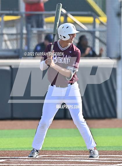 Thumbnail 2 in Heights vs Cy-Fair (Bi-District Game 1) photogallery.