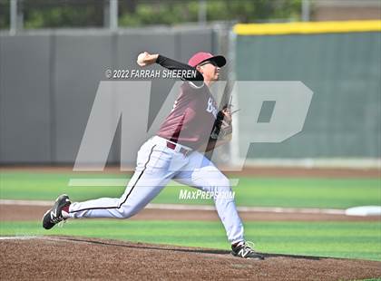 Thumbnail 2 in Heights vs Cy-Fair (Bi-District Game 1) photogallery.
