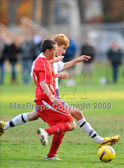 Thumbnail 1 in Sayville vs Miller Place photogallery.