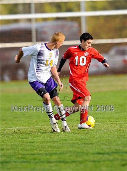 Thumbnail 3 in Sayville vs Miller Place photogallery.