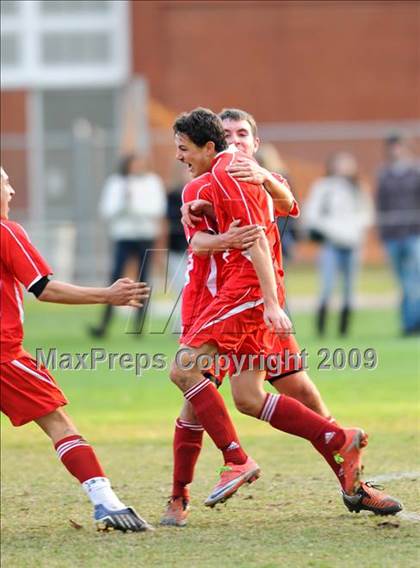 Thumbnail 2 in Sayville vs Miller Place photogallery.