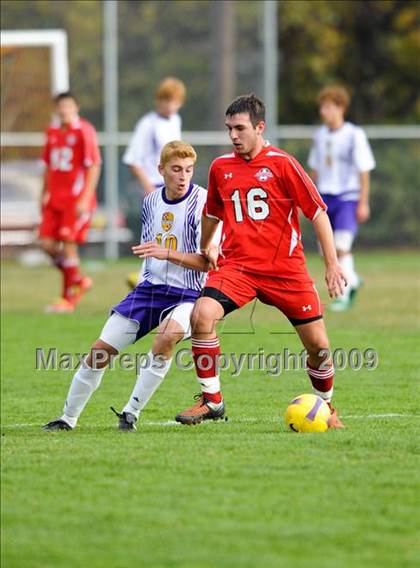 Thumbnail 3 in Sayville vs Miller Place photogallery.
