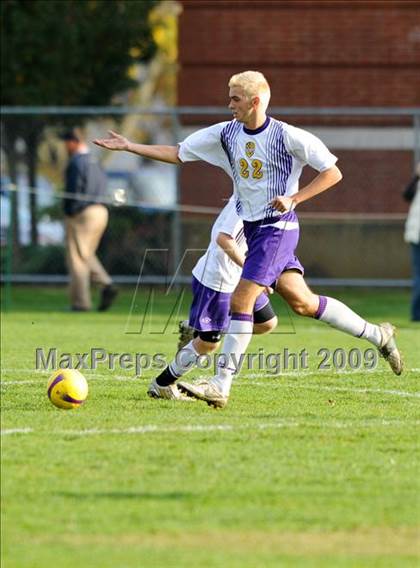 Thumbnail 2 in Sayville vs Miller Place photogallery.