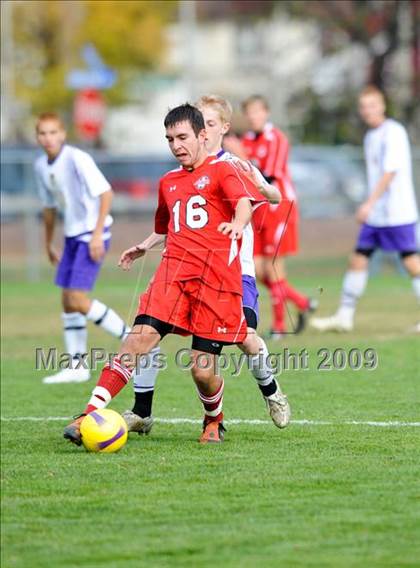 Thumbnail 2 in Sayville vs Miller Place photogallery.