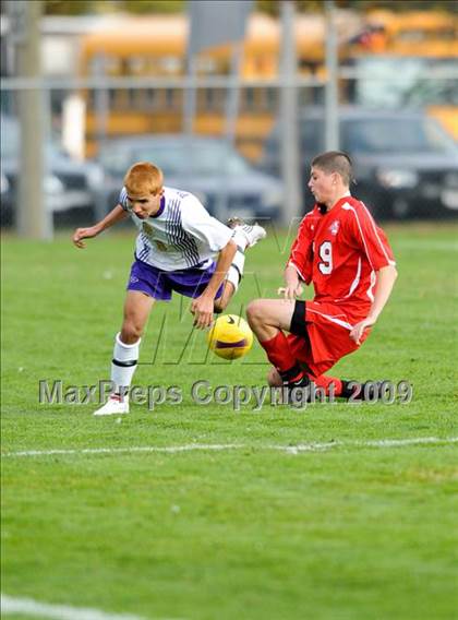 Thumbnail 1 in Sayville vs Miller Place photogallery.