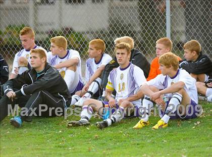Thumbnail 2 in Sayville vs Miller Place photogallery.