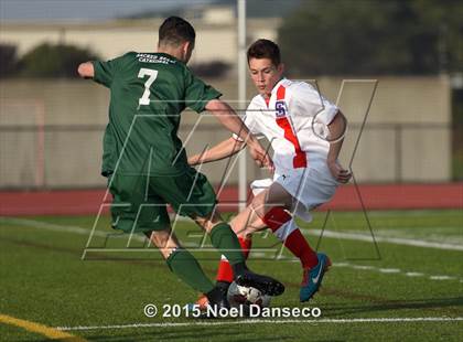 Thumbnail 1 in St. Ignatius vs. Sacred Heart Cathedral Prep photogallery.