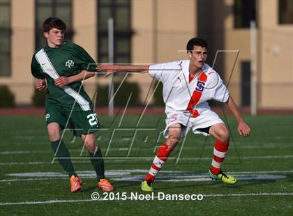 Thumbnail 3 in St. Ignatius vs. Sacred Heart Cathedral Prep photogallery.